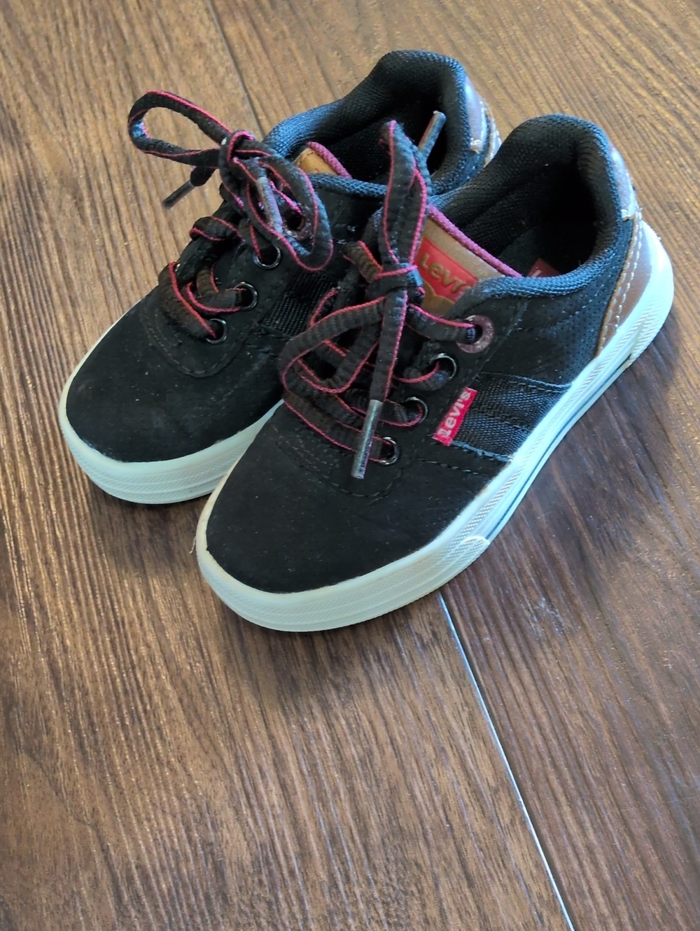Levi's Kids Black Pink Accent Skate Shoes